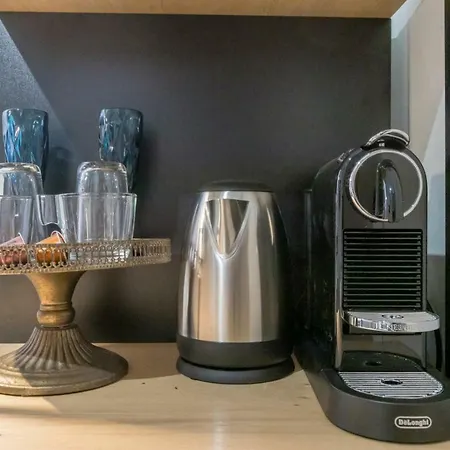 Mid Apartament *