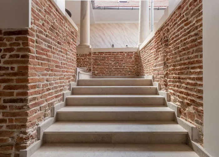 Апартаменти Mid